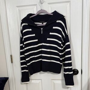 Banana Republic Navy and Cream Half-Zip Sweater